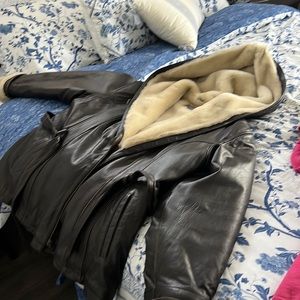 Lady’s leather jacket size XL